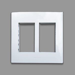 Mặt Dùng Cho 6 Thiết Bị Halumie - WEVH68060 - Panasonic